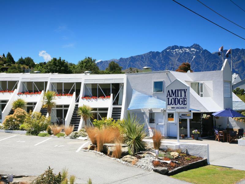 Amity Serviced Apartments Queenstown Buitenkant foto